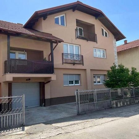Big Apartment 3 Bedrooms Bihać Eksteriør bilde