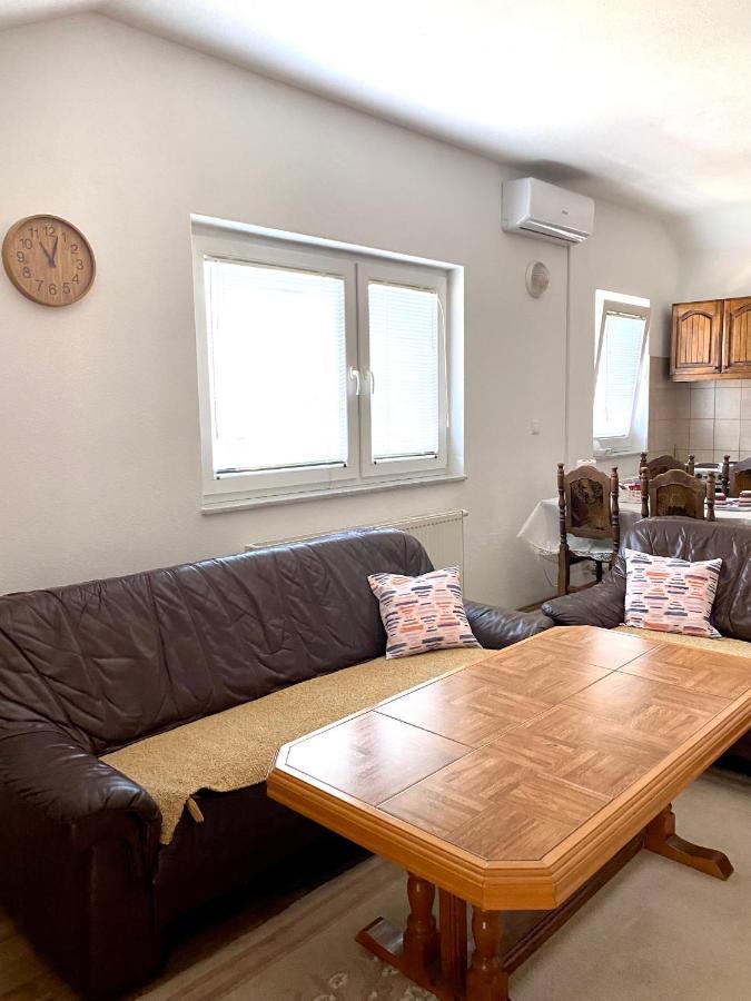 Big Apartment 3 Bedrooms Bihać Eksteriør bilde